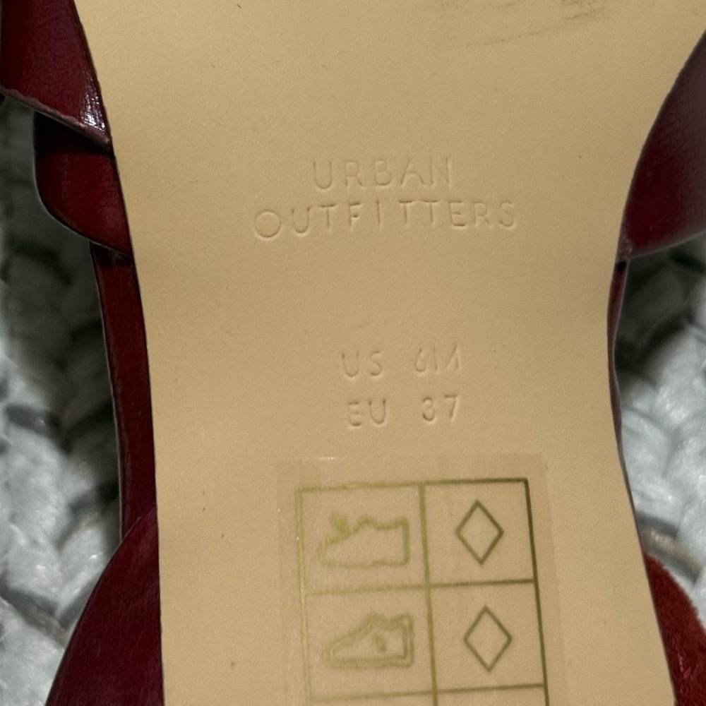 NEW Urban Outfitters Burgundy Buckle Slingback Kitten Heels - Picture 12 of 12
